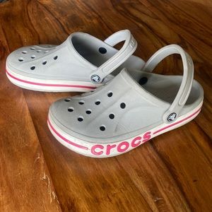 Bayaband Crocs